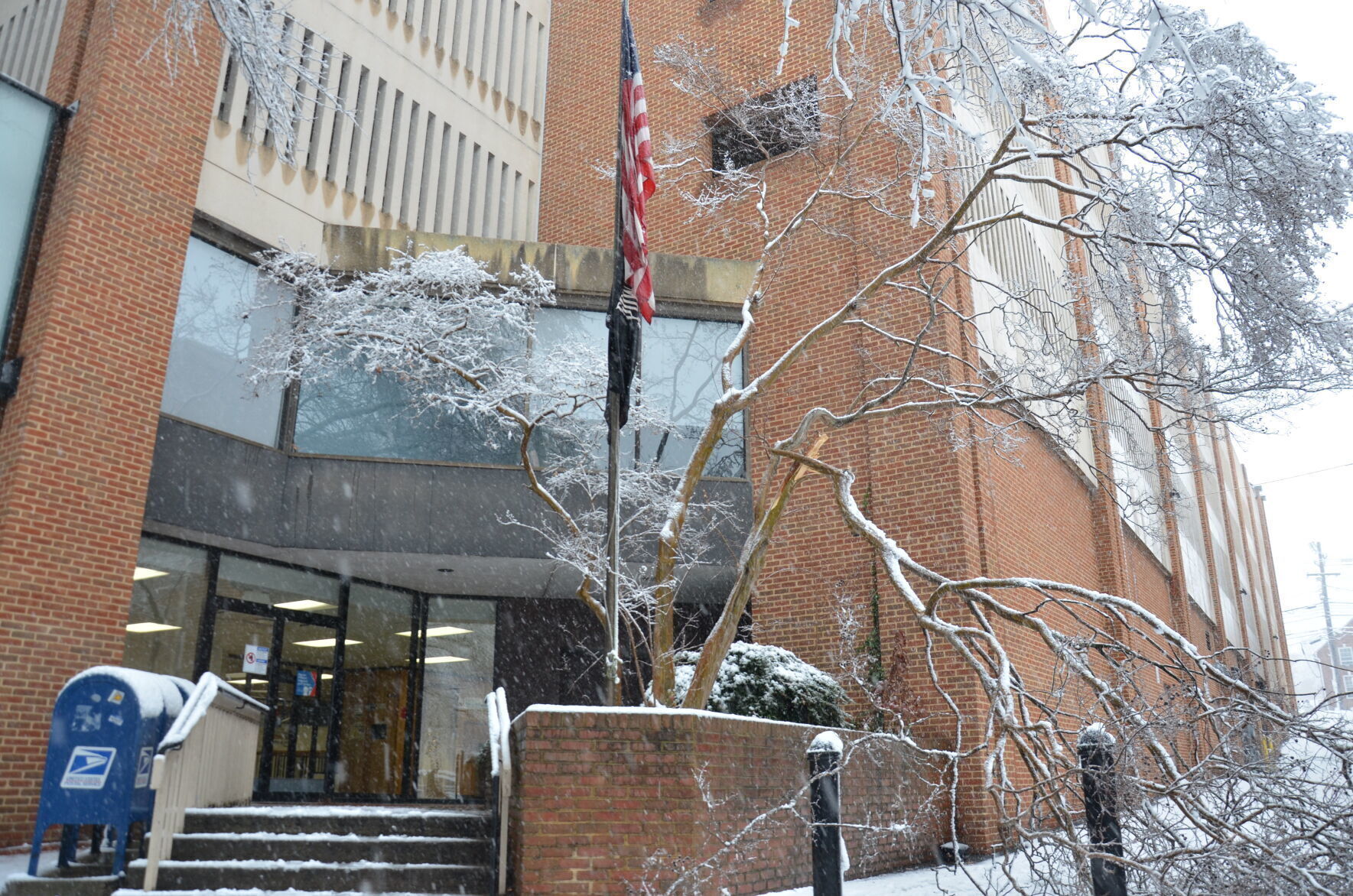 Snow Jan. 3